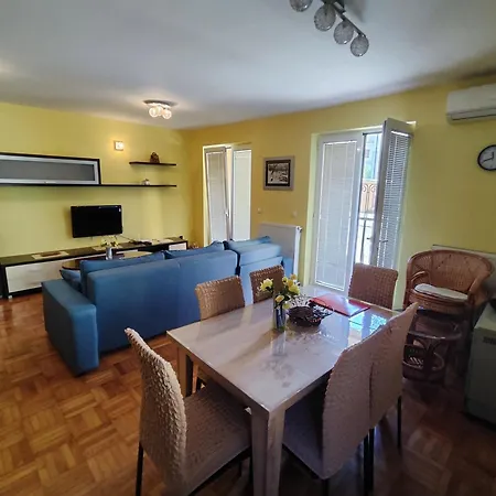 Apartment Leone
